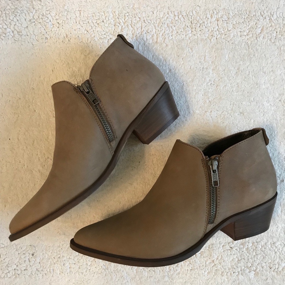 Ajay Steve Madden Ankle Bootie